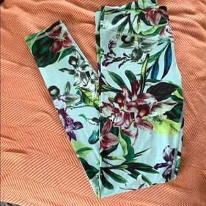 Anthropologie Pure + Good floral leggings size S